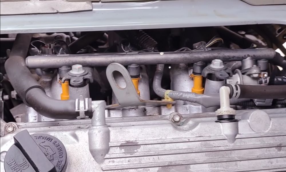 Mesin Suzuki APV Terletak di Bawah Bangku pengemudi