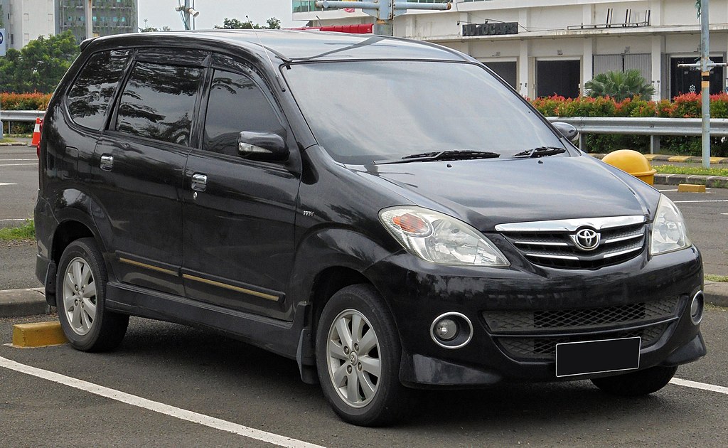Toyota Avanza 1.5 S Gen 1 