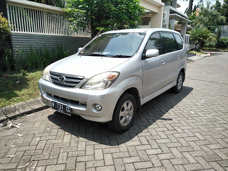 Toyota Avanza Gen 1 F600 2003-2011