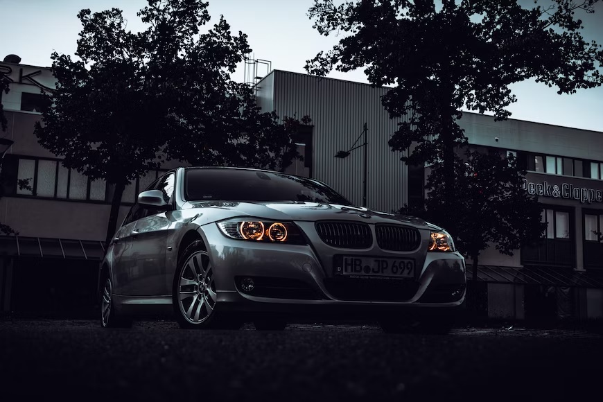 BMW E90